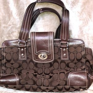 Coach shoulder bag